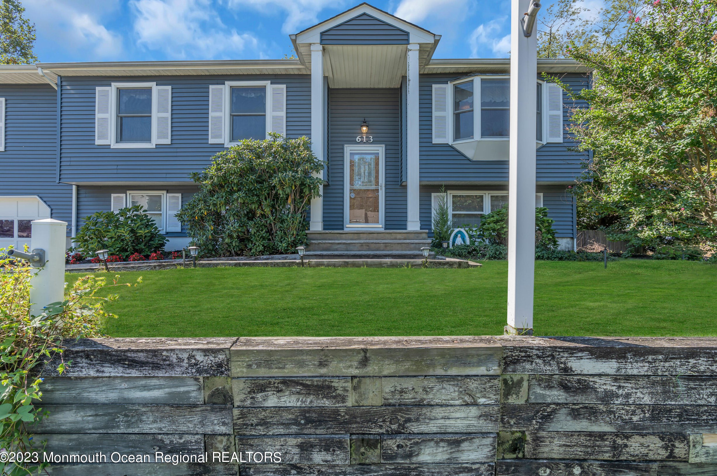 613 Beechmont St, Toms River, NJ 08757-2934