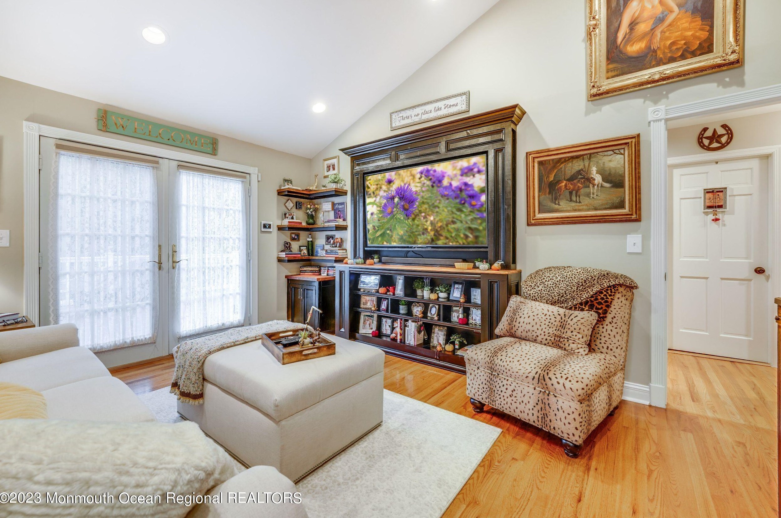 10 Beaver Dam Rd, Vanderburg NJ  07722-1302 exterior