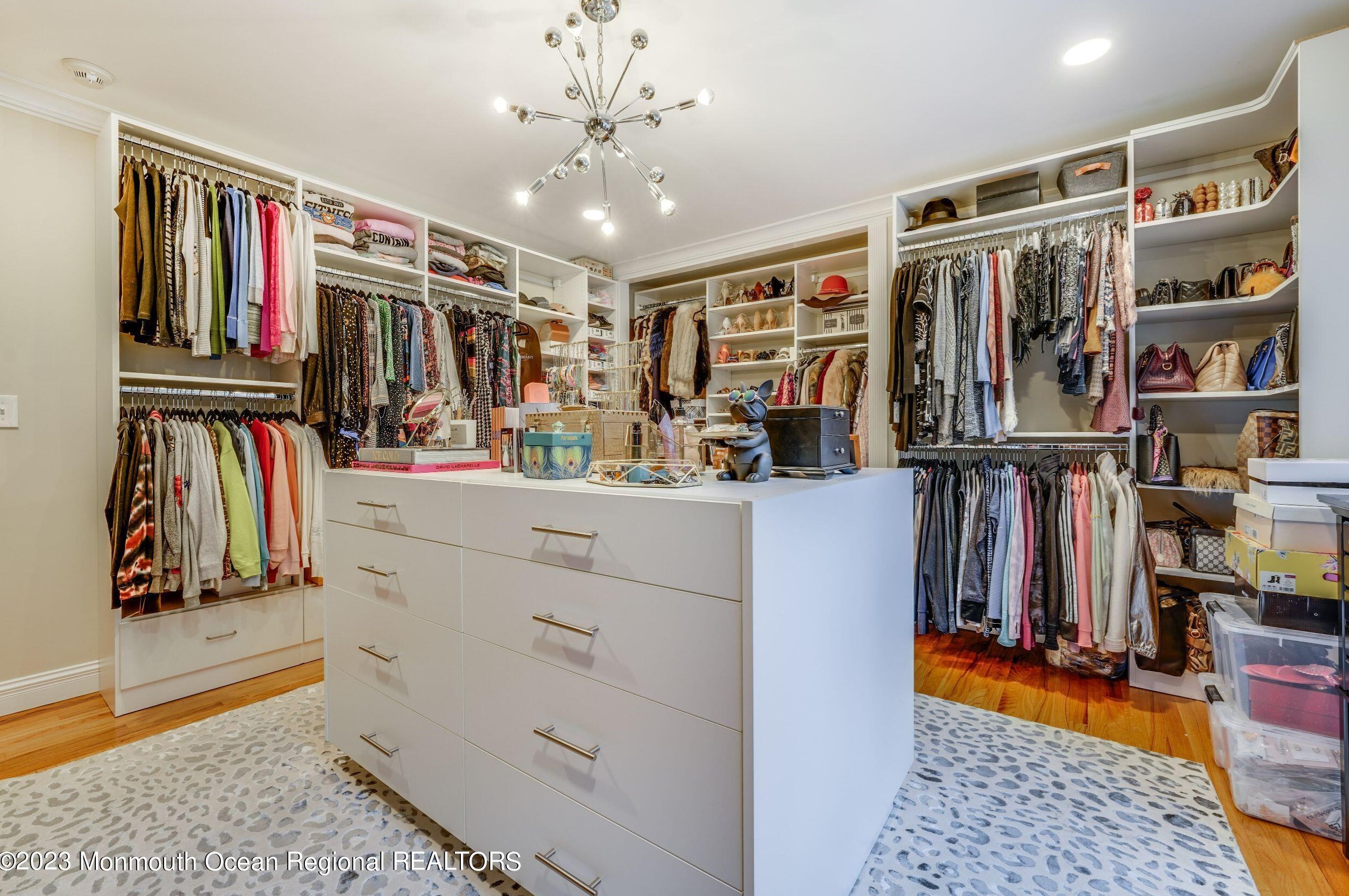 10 Beaver Dam Rd, Vanderburg NJ  07722-1302 exterior