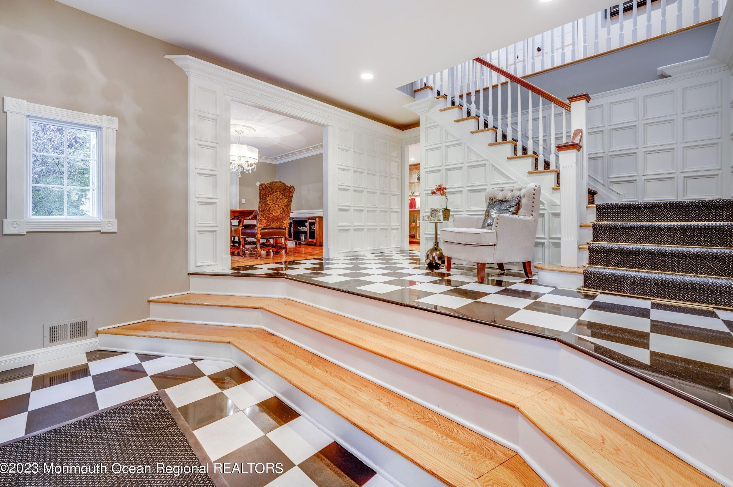 10 Beaver Dam Rd, Vanderburg NJ  07722-1302 exterior