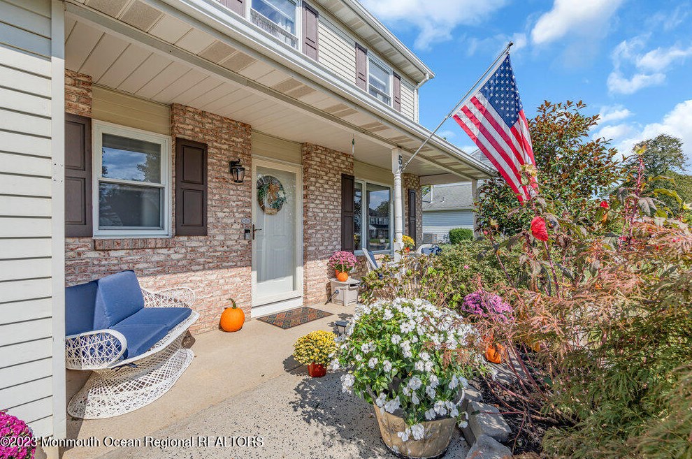 5 Tamarack St, Wall Township, NJ 07731-2829