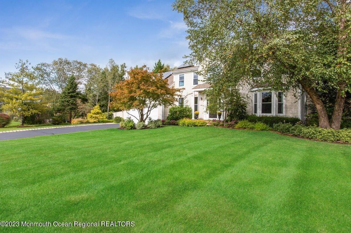 29 Goldfinch Rd, Jackson Twp, NJ 08527