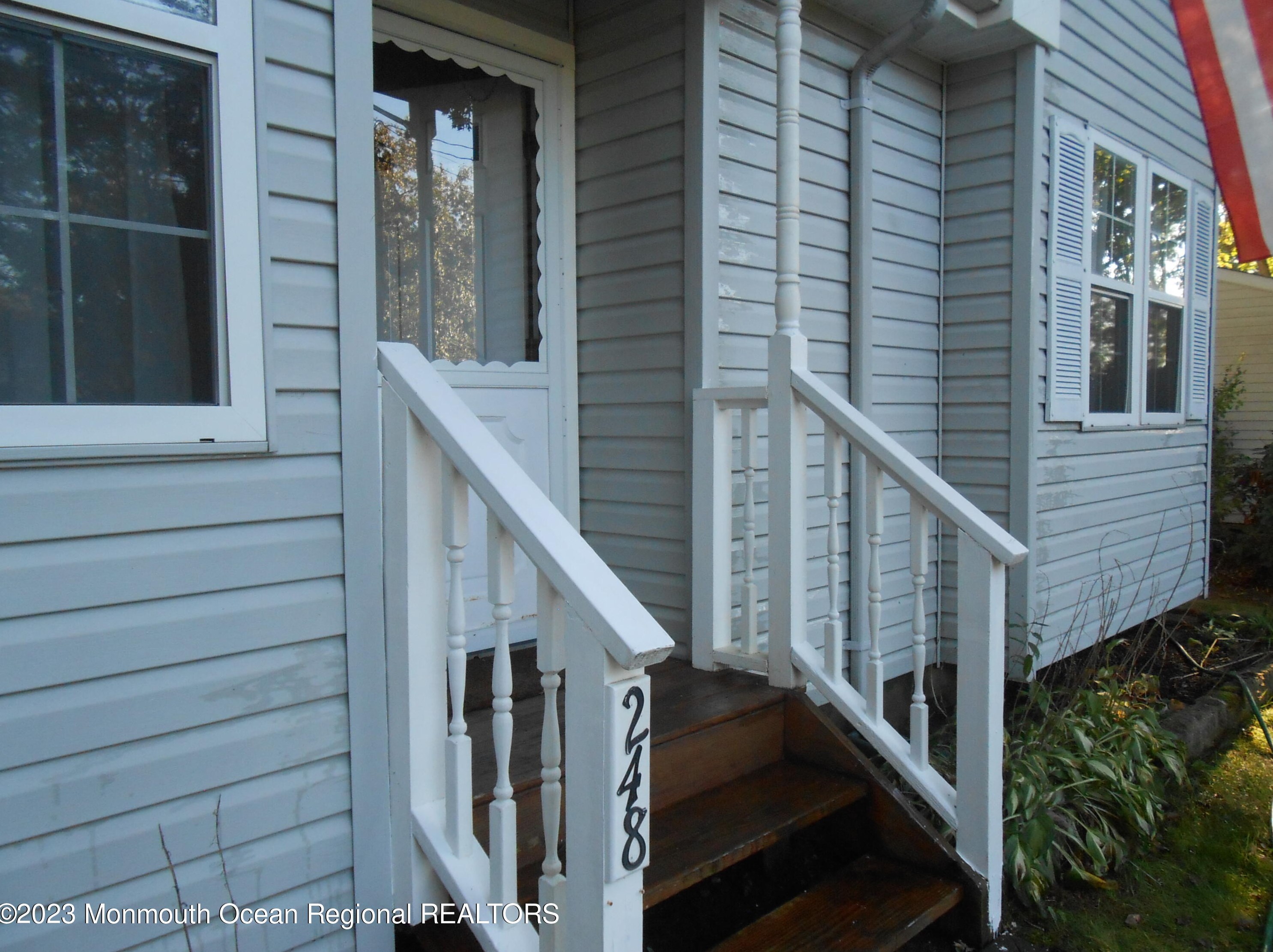 248 Stormy Rd, Cedar Bonnet Island, NJ 08050