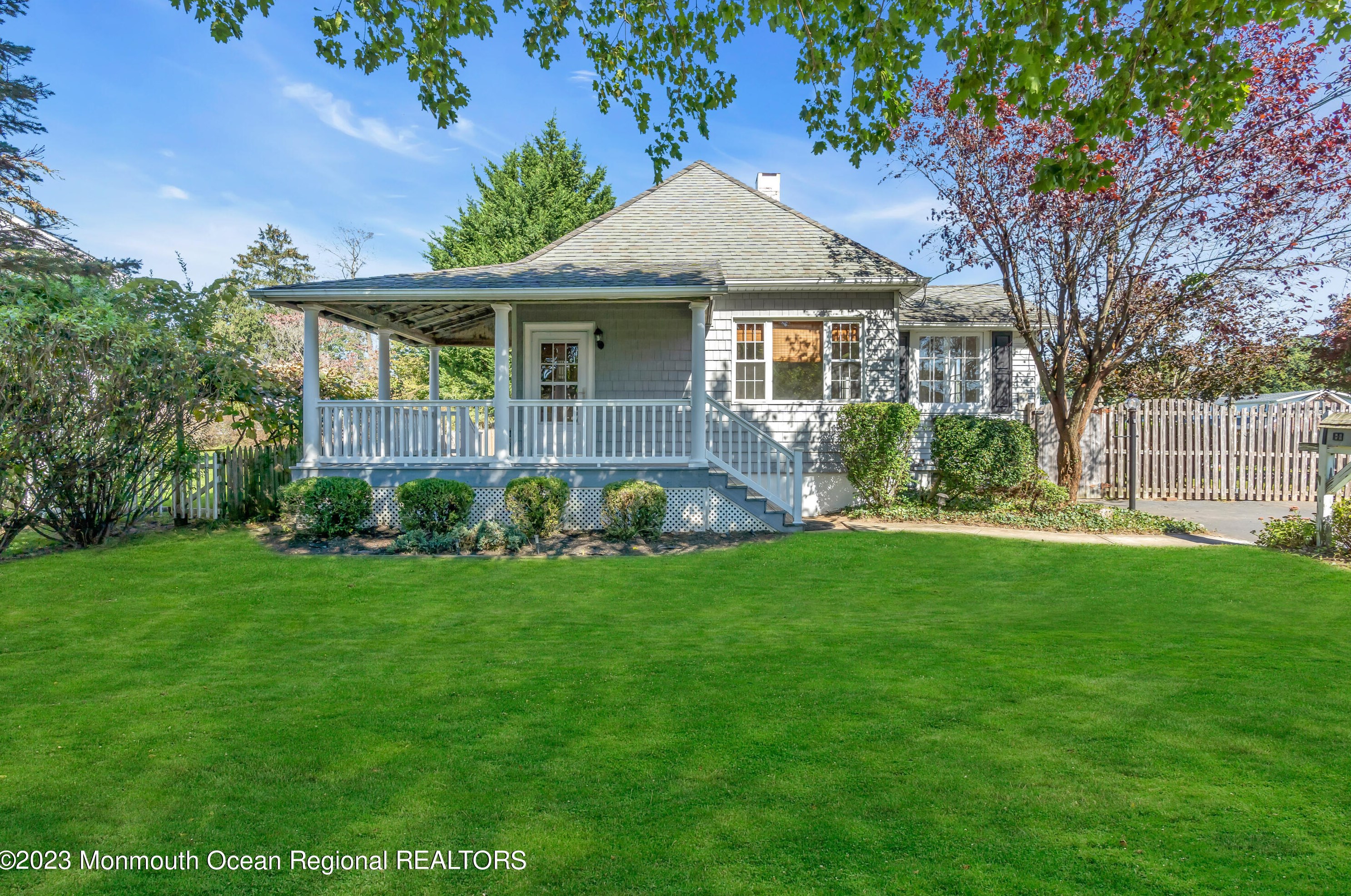 45 Washington Ave, Leonardo, NJ 07737