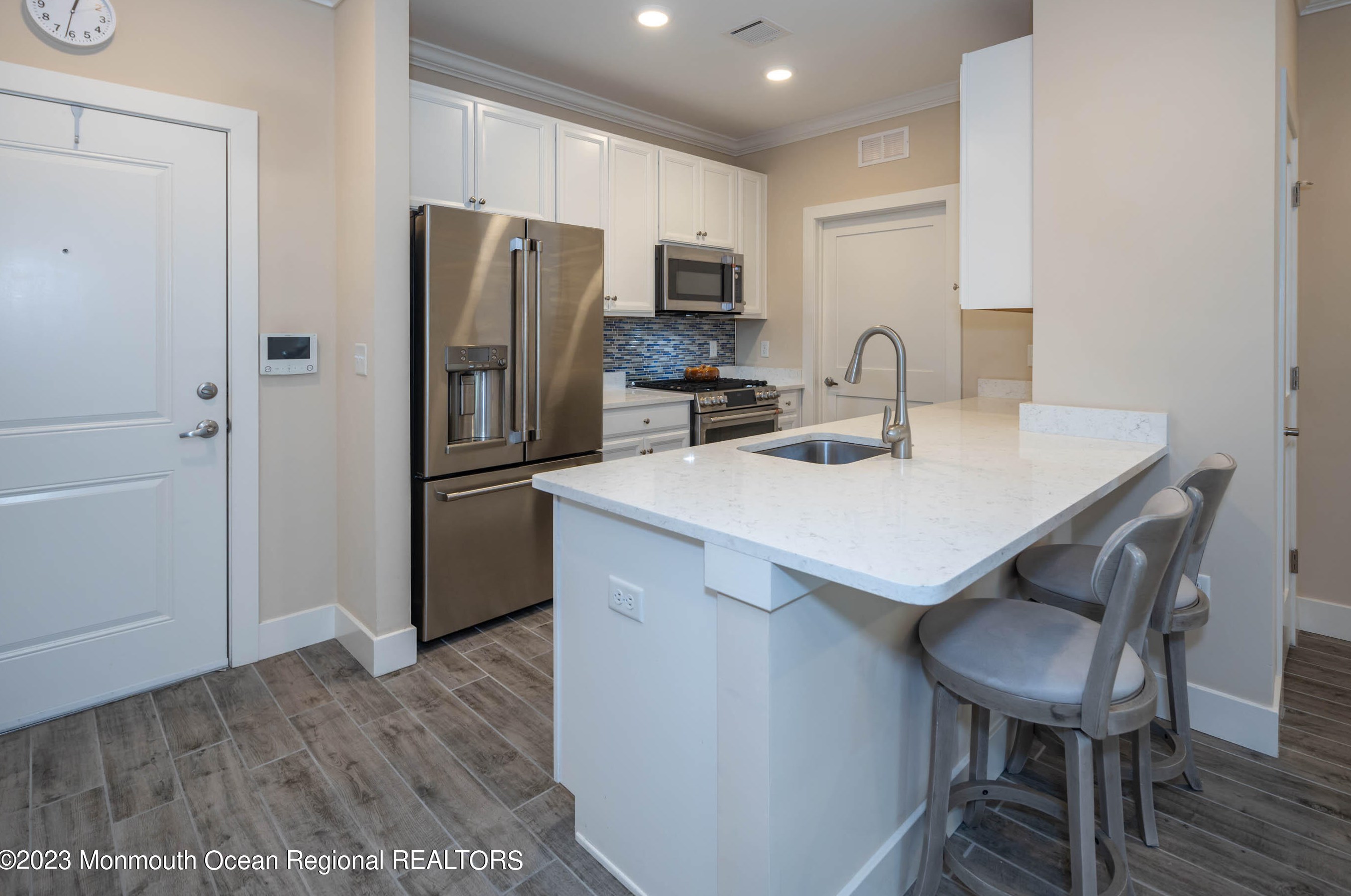 7 Centre St #4103, Tinton Falls, NJ 07712