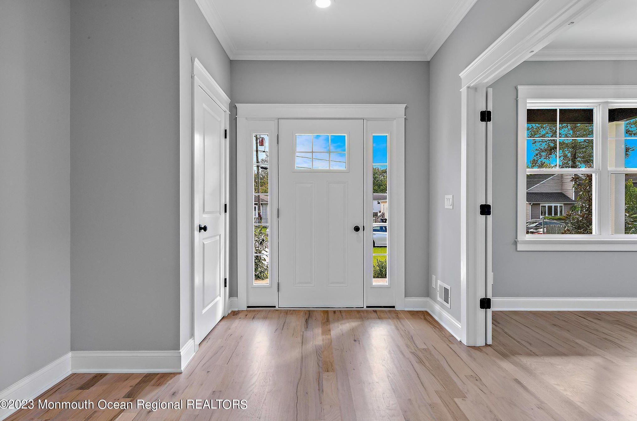 435 Monmouth Ave, Middletown, NJ 07748