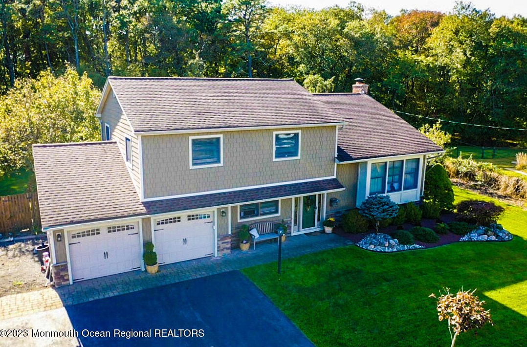 108 Old Bridge Dr, Wall Township, NJ 07731-2329