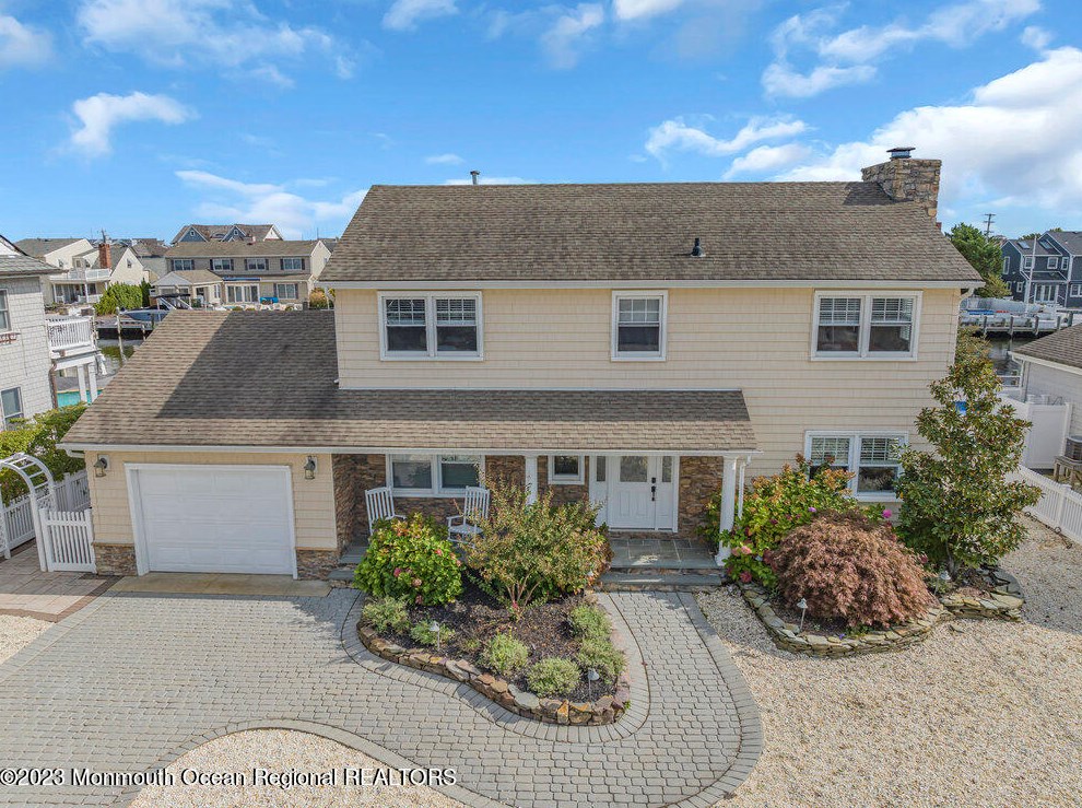242 Curtis Point Dr, Mantoloking, NJ 08738
