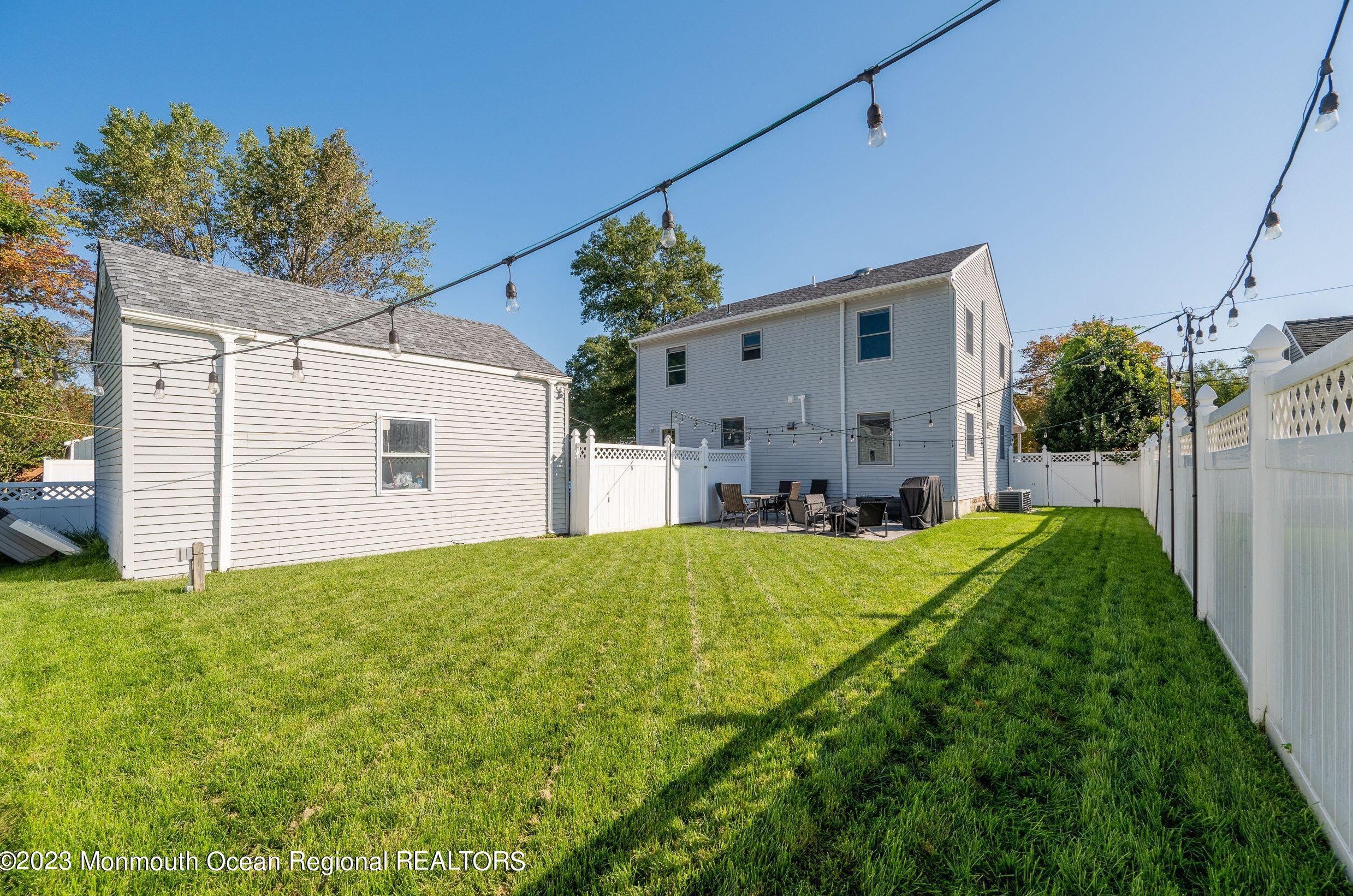 53 Pacific Ave, Middletown, NJ 07748