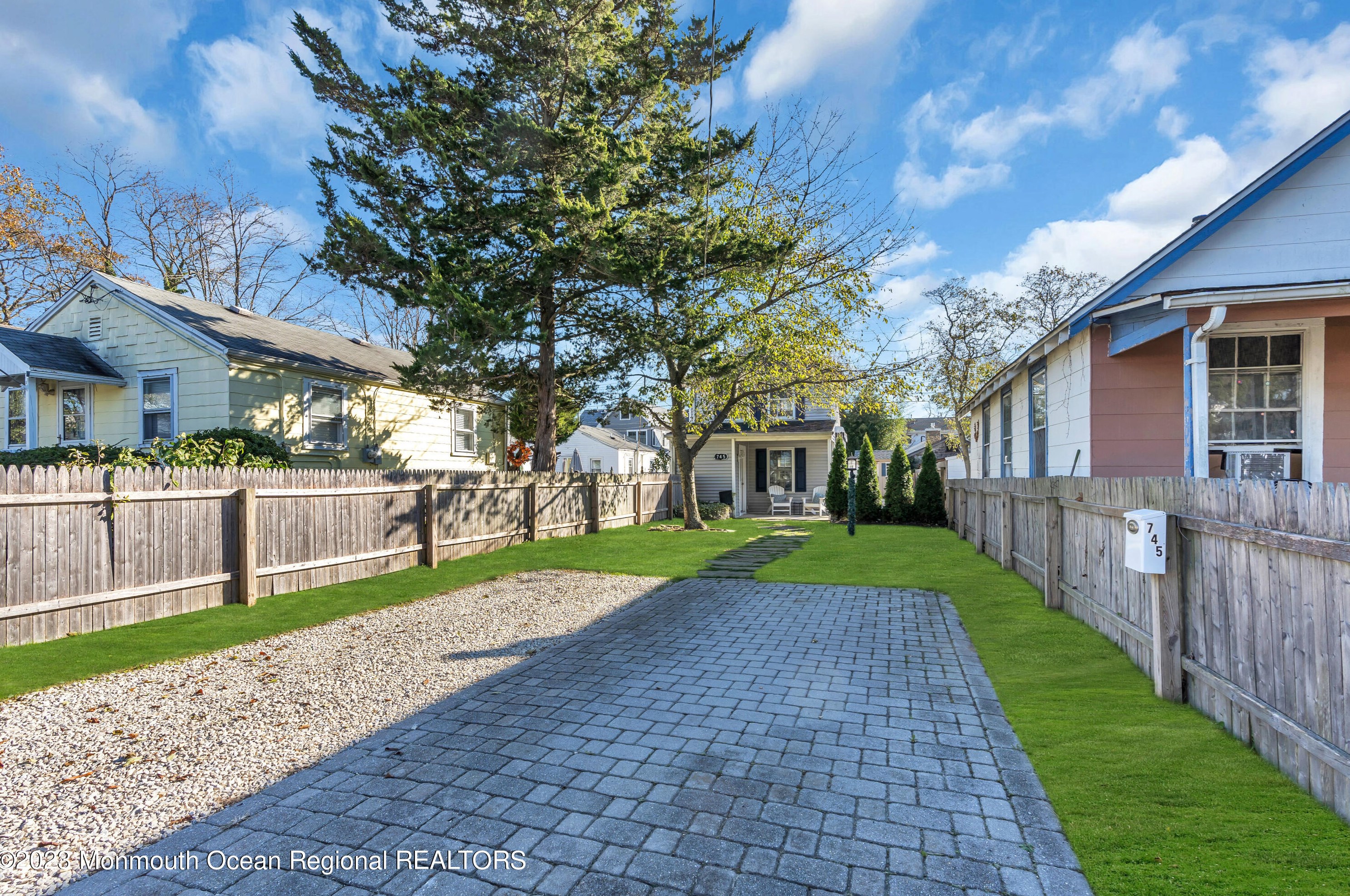 745 20th Ave, Belmar, NJ 07719