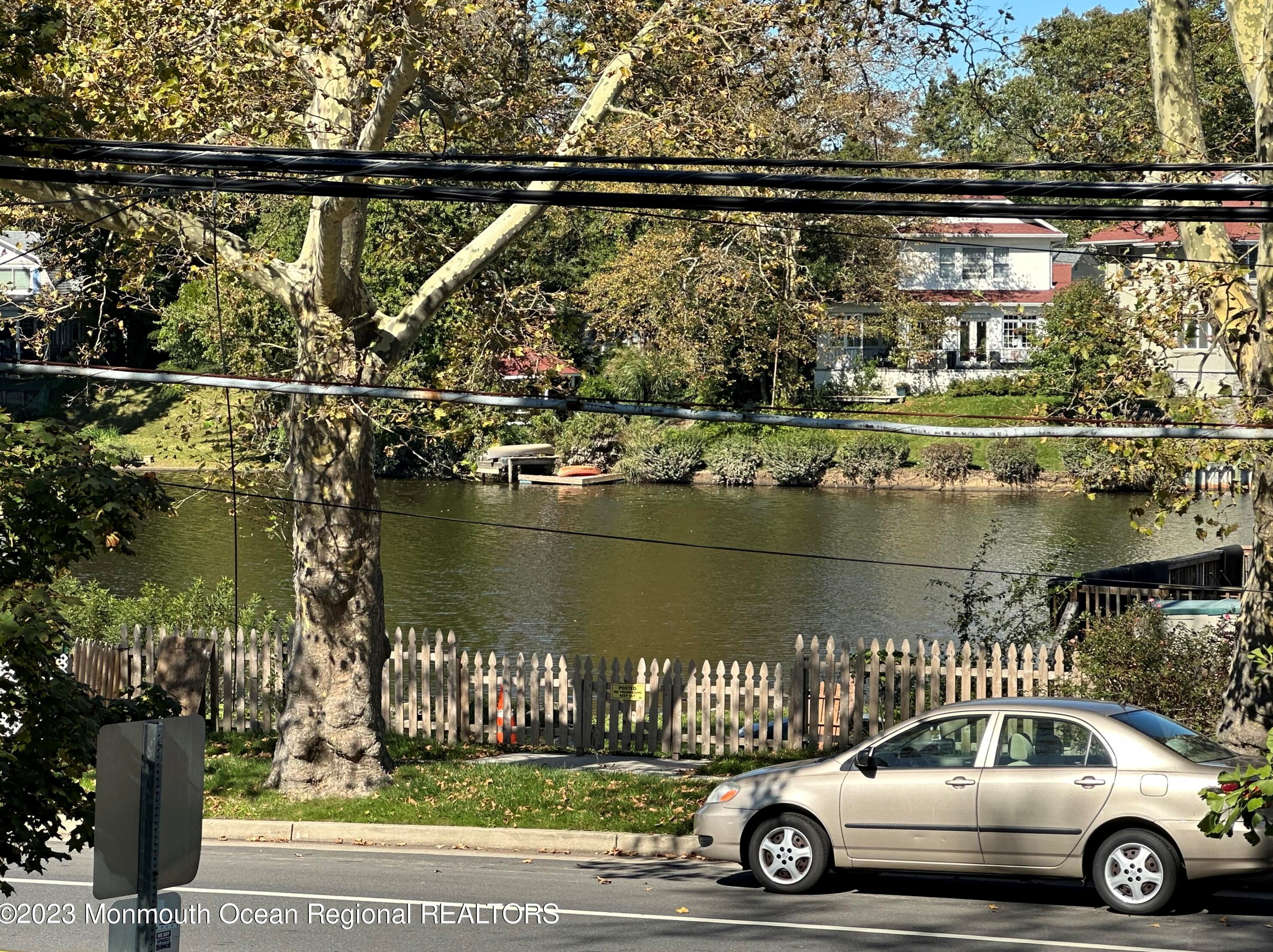 1214 Sunset Ave, Tinton Falls, NJ 07712