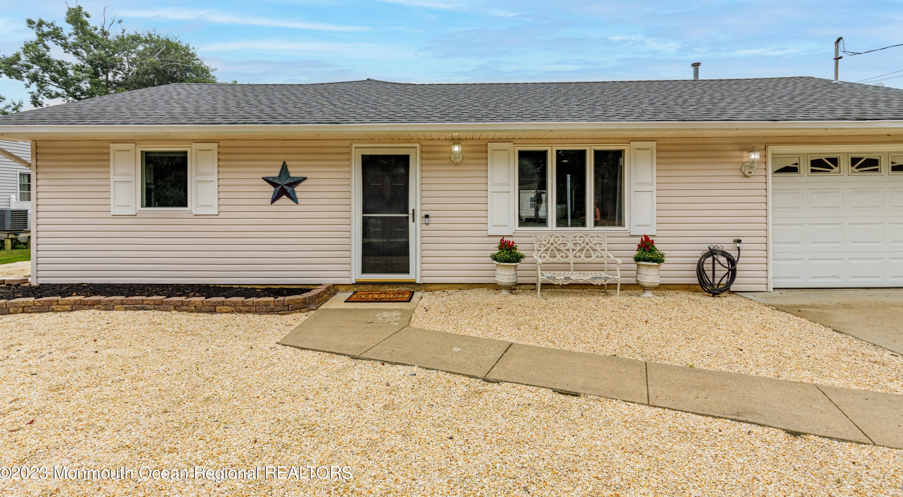 722 Sunrise Blvd, Lacey, NJ 08731