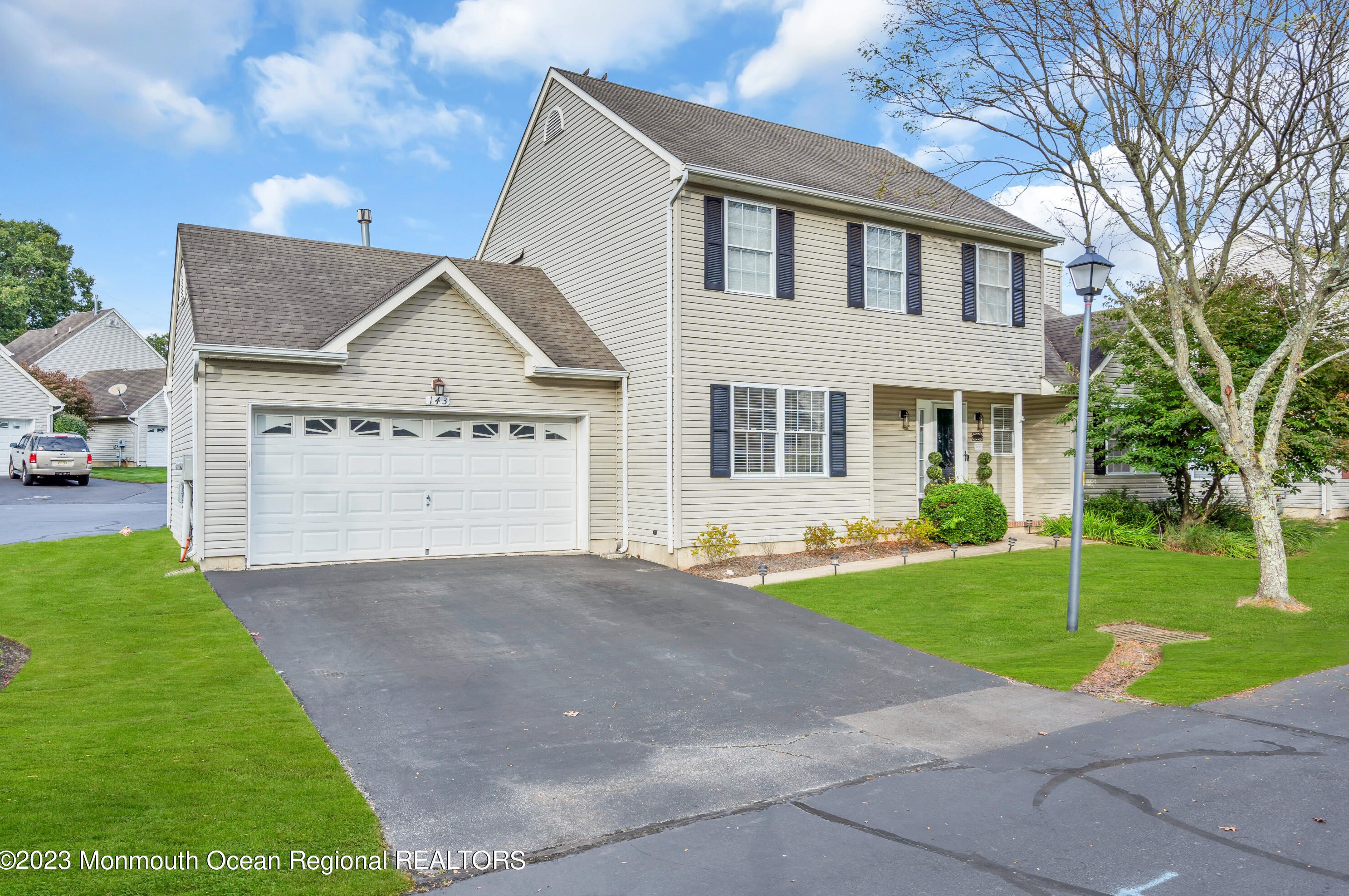 143 Golf View Blvd, Toms River, NJ 08753-7301