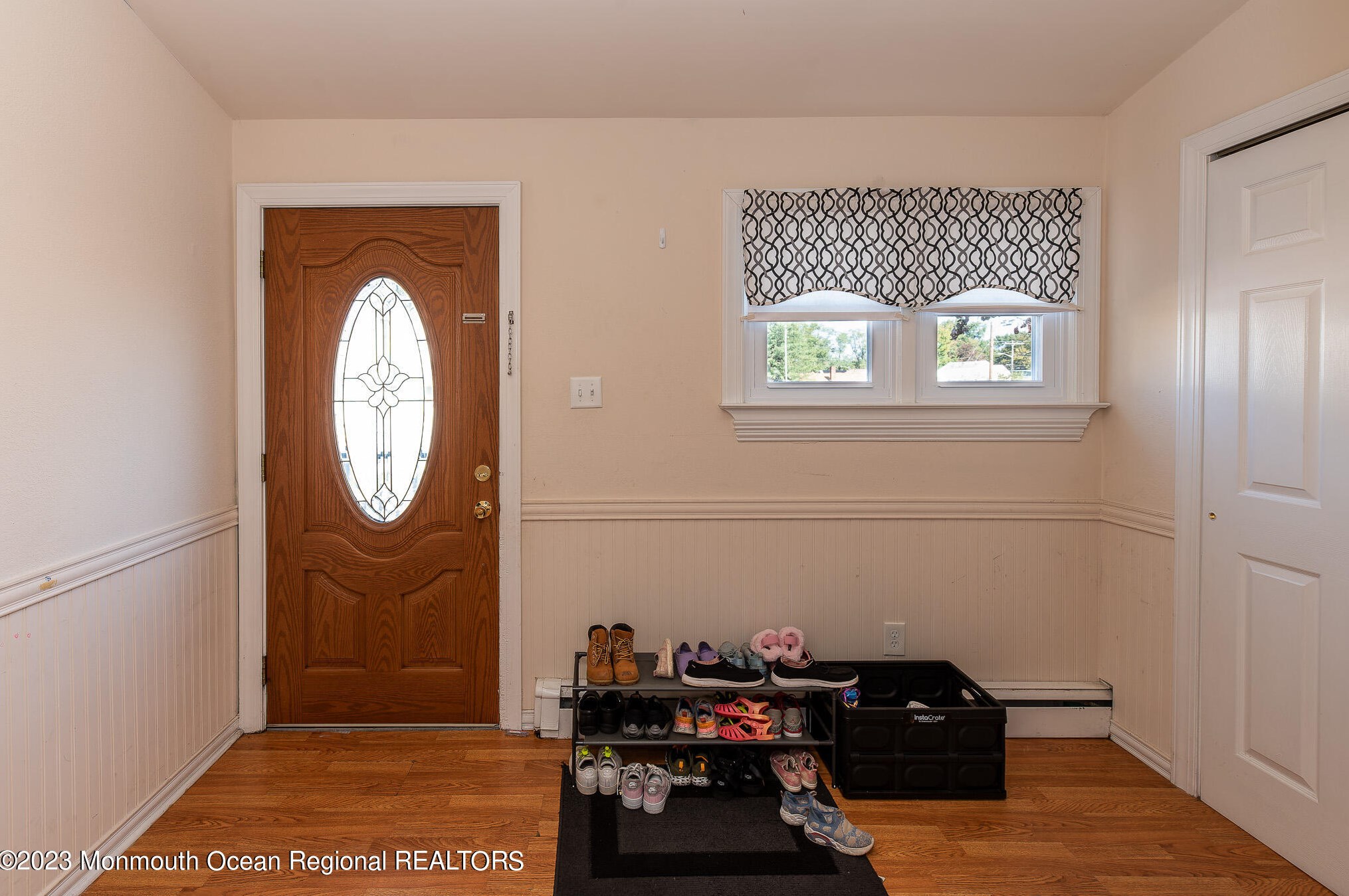 132 Sycamore Ave, Middletown, NJ 07748