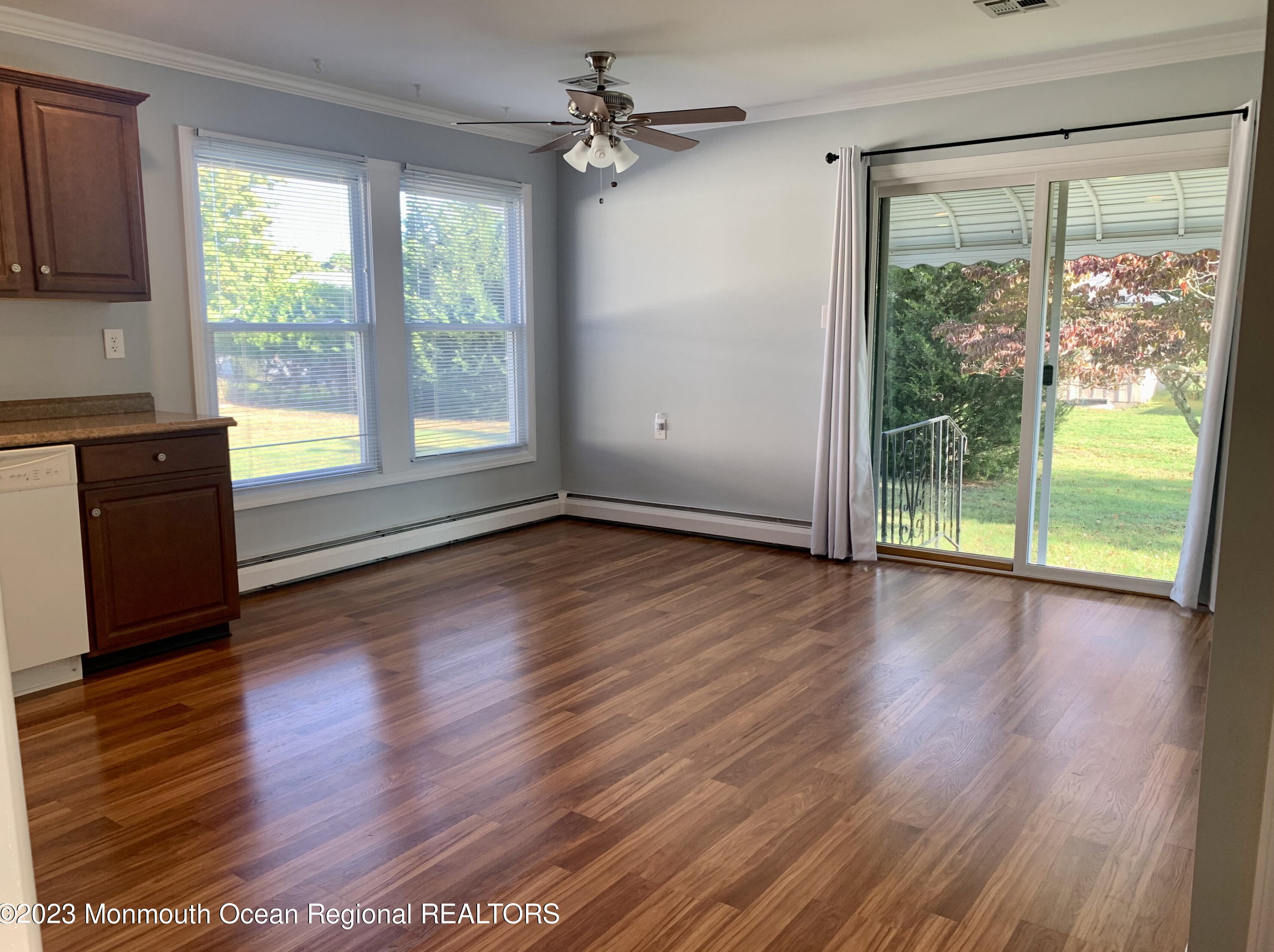 42 Georgetown Dr, Toms River NJ  08757-4320 exterior