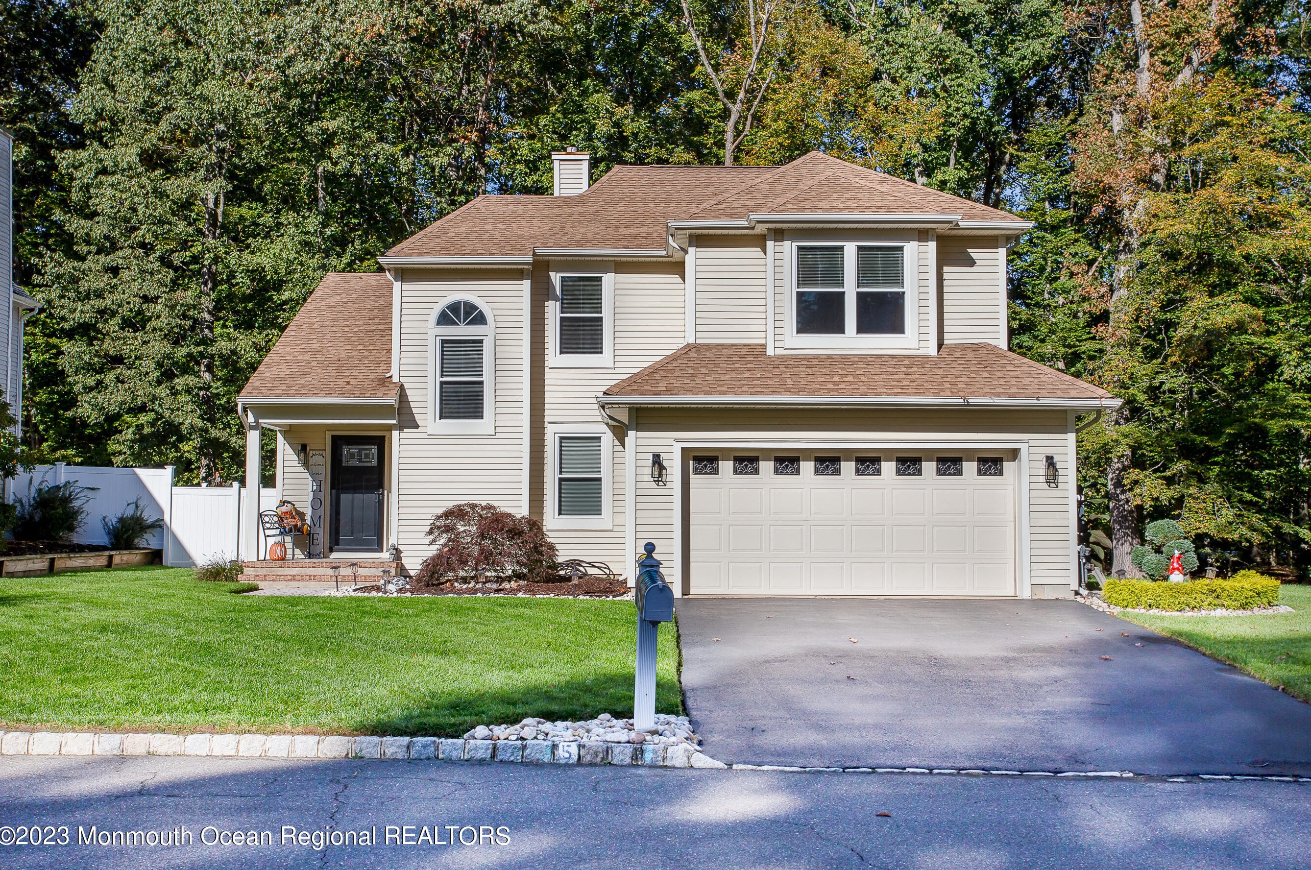 5 Spruce Hollow Dr, Wall Township, NJ 07731-3425