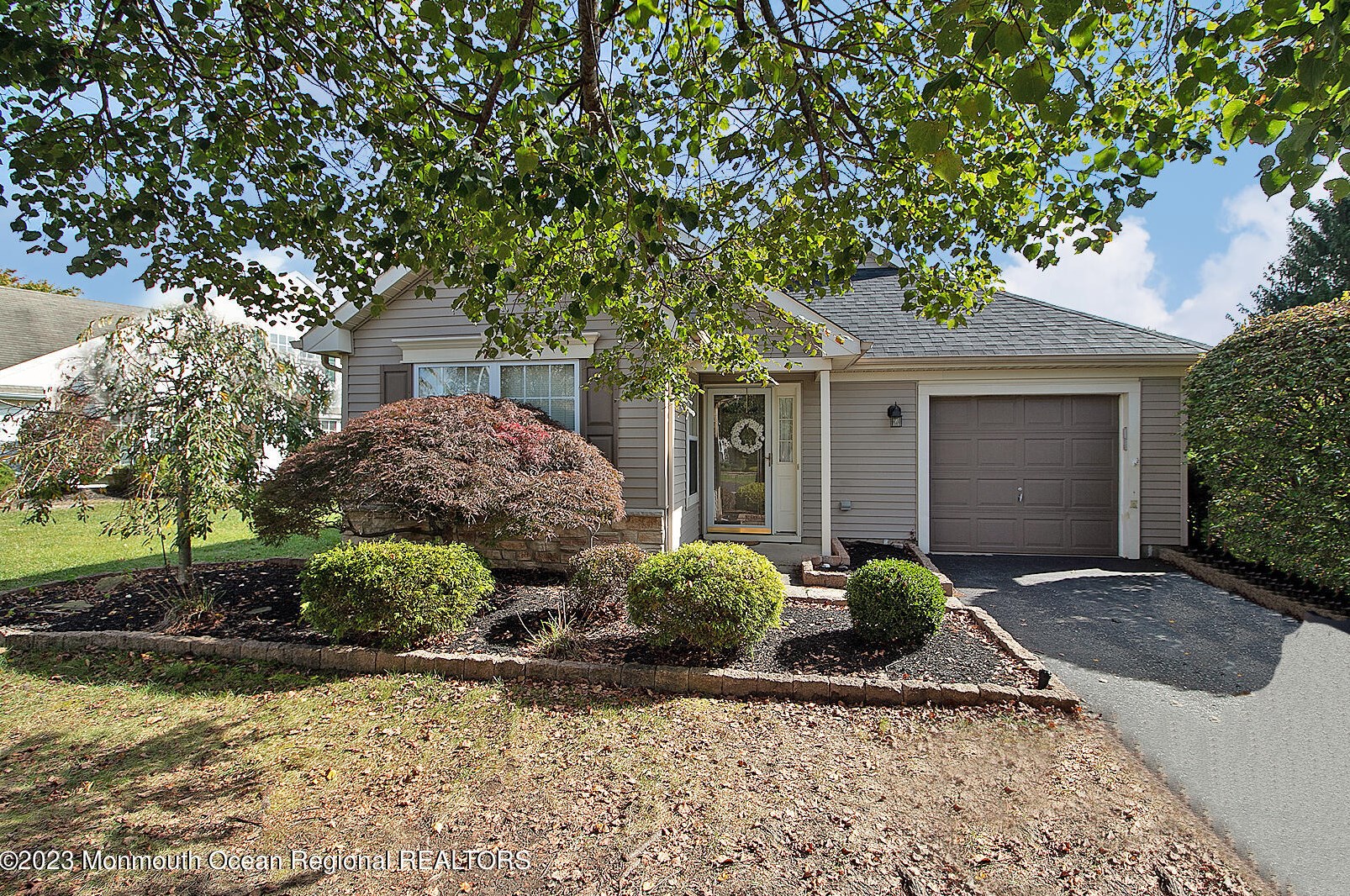 2745 Dalton Ln, Toms River, NJ 08755-2537