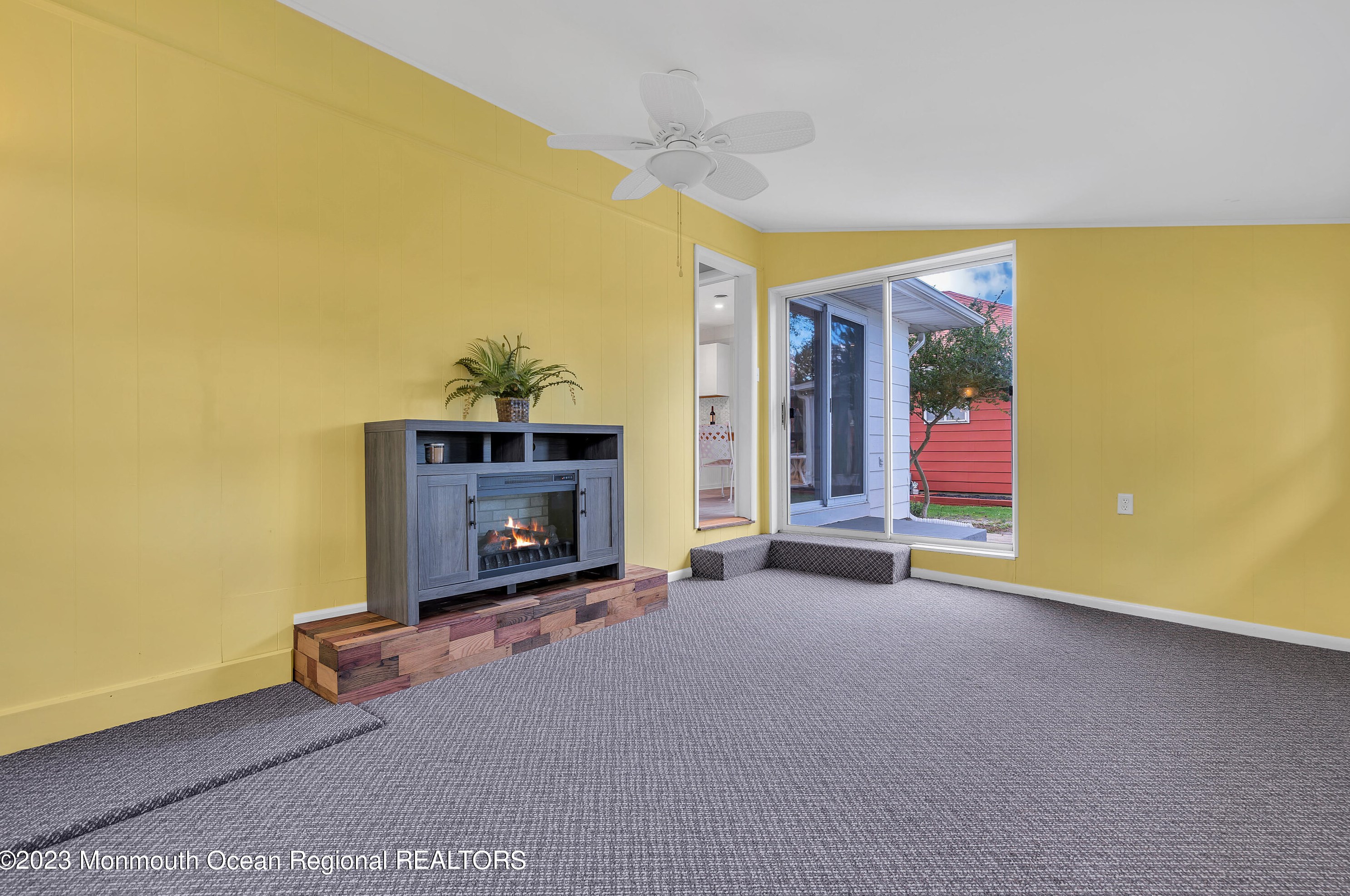 1841 Yorktowne Blvd, Toms River NJ  08753-1509 exterior