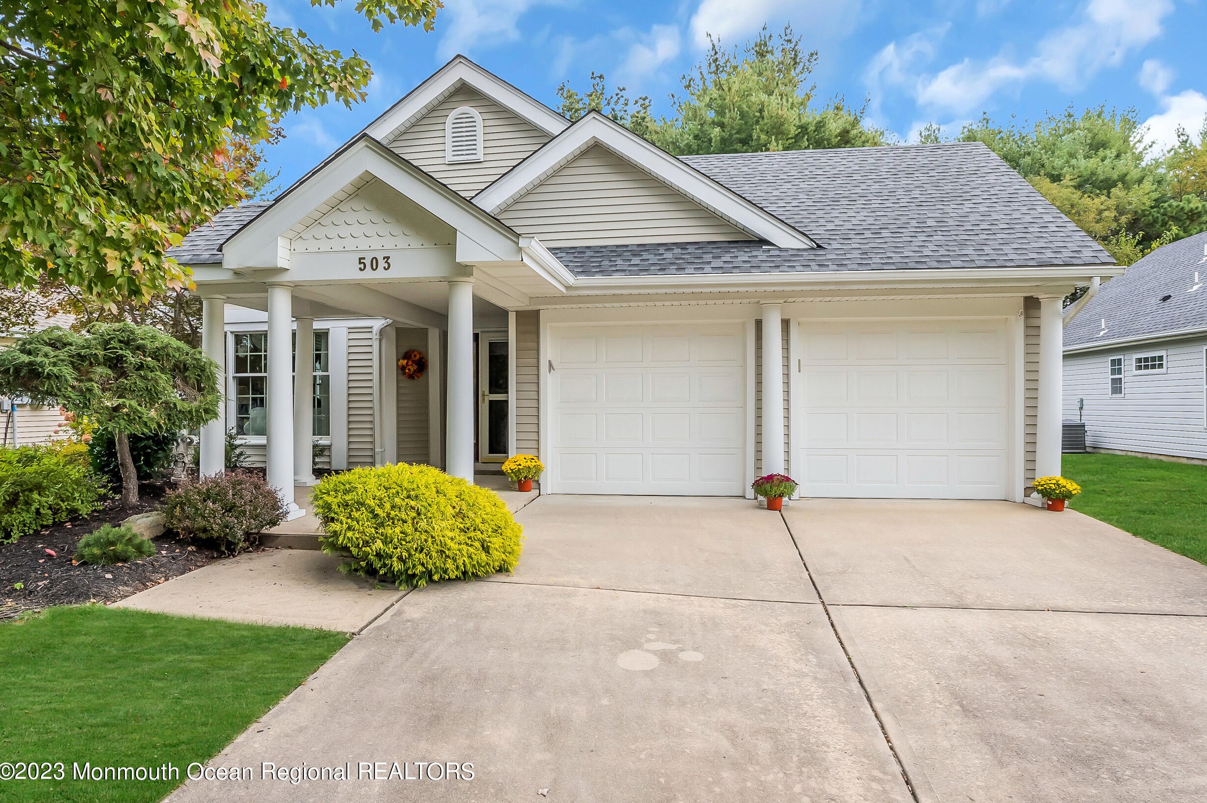 503 Waterford Dr, Lakehurst, NJ 08759