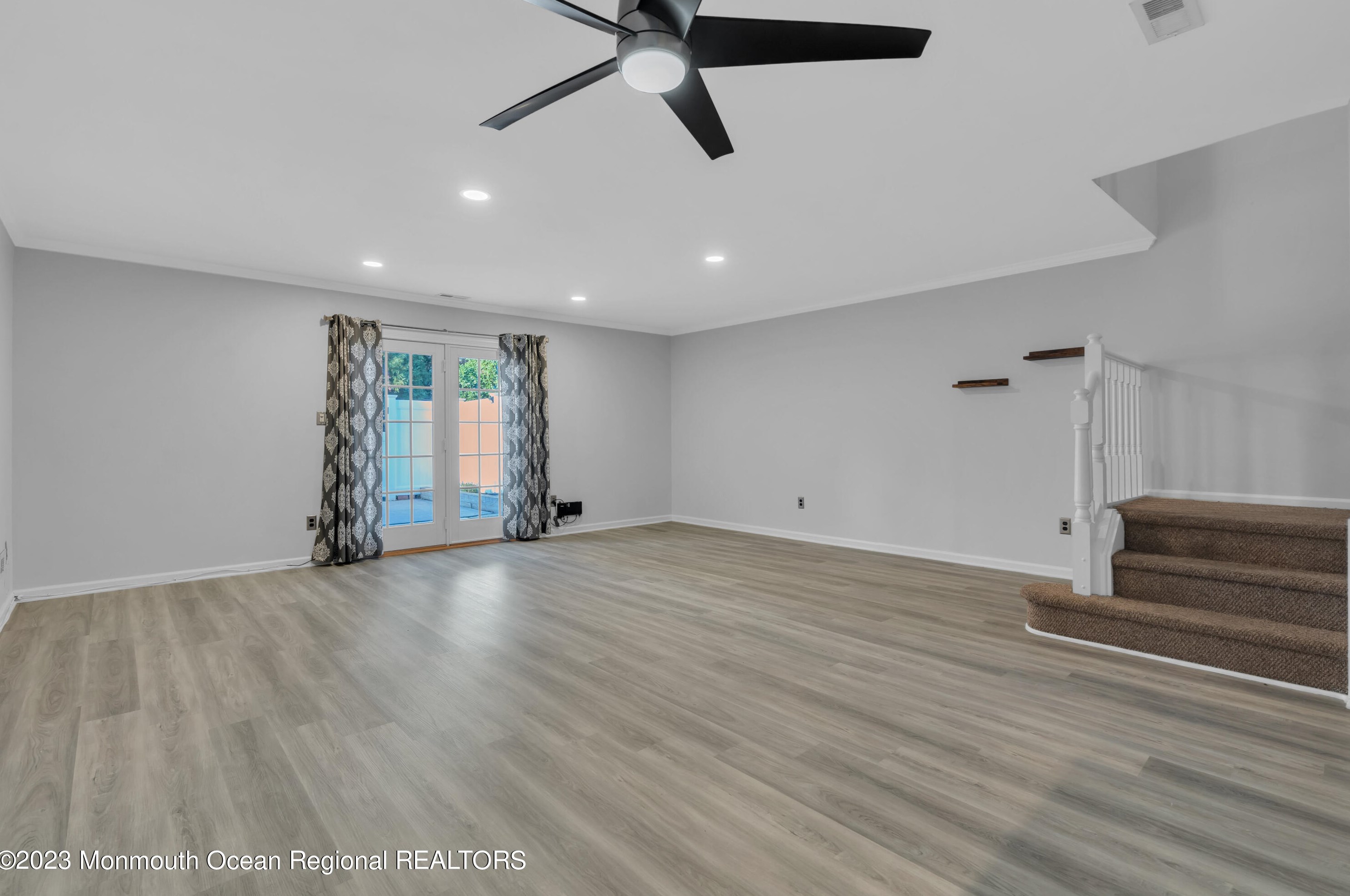 4 Lisa Ct, Matawan, NJ 07747