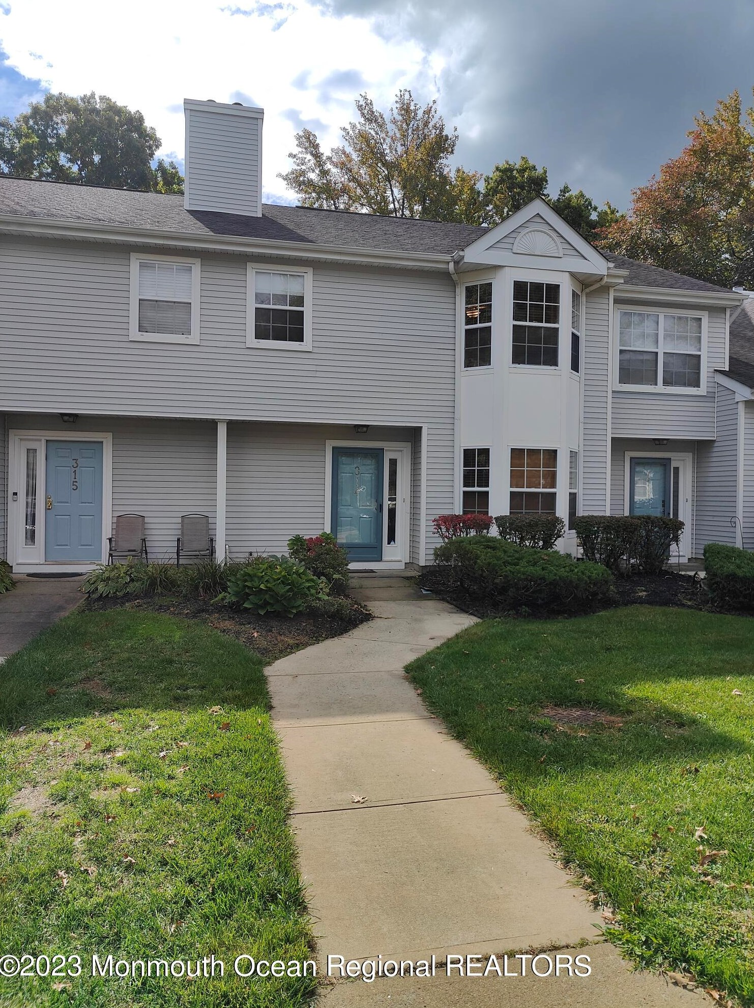 314 Towne Dr, Millstone Township, NJ 07726