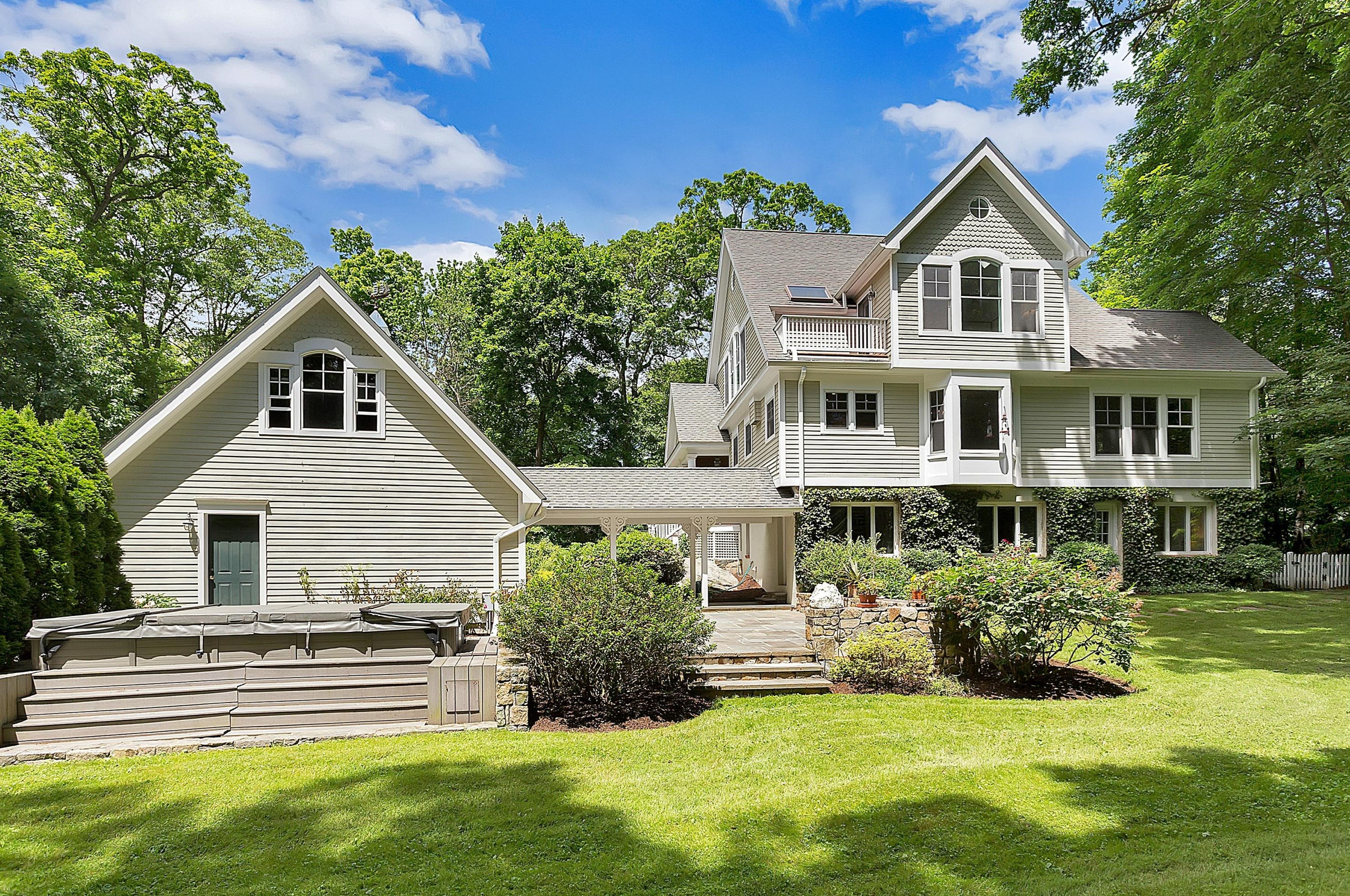 6 Wildcat Road, Tokeneke, CT 06820