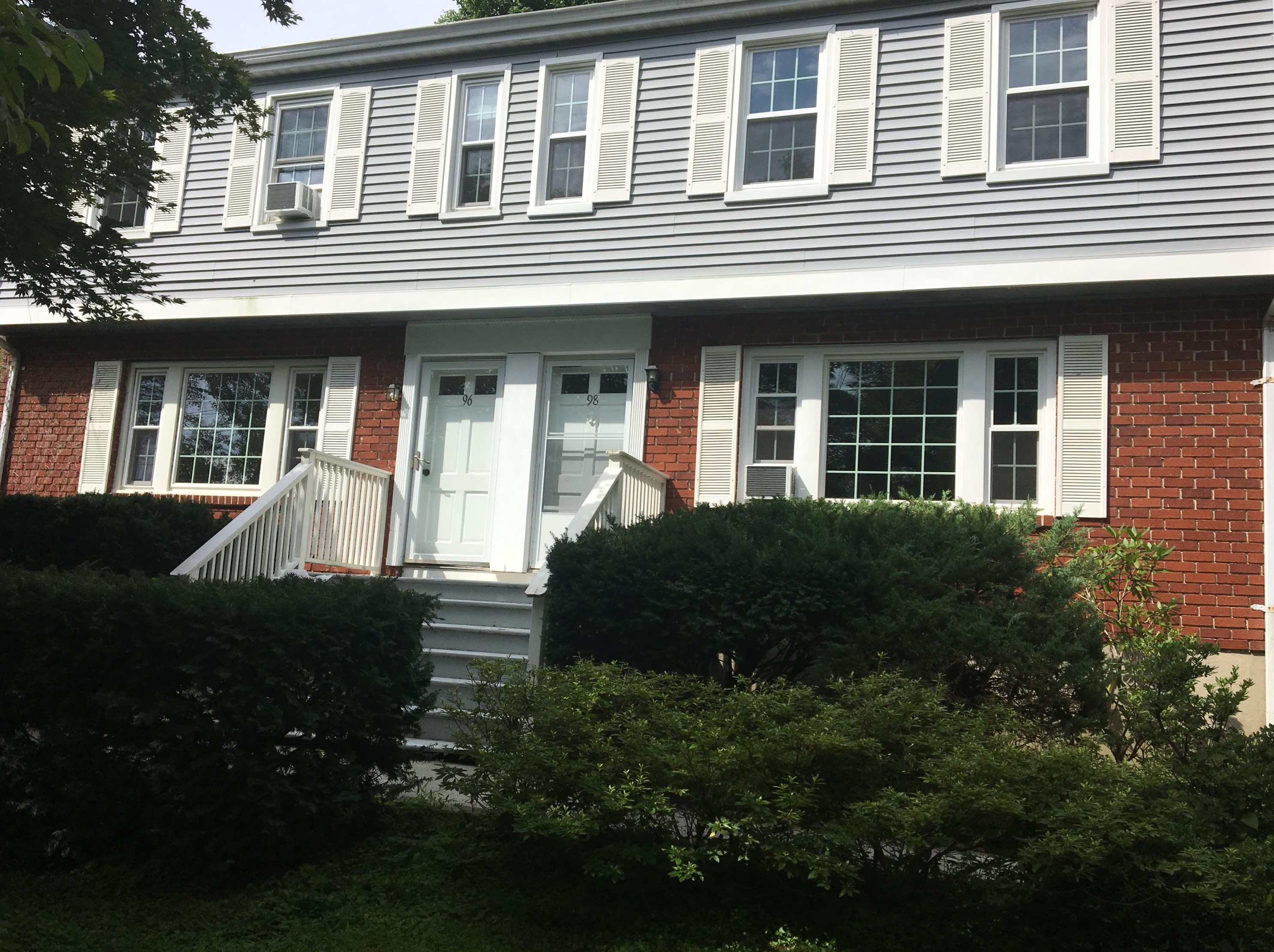 96 Parade Hill Rd, New Canaan, CT 06840