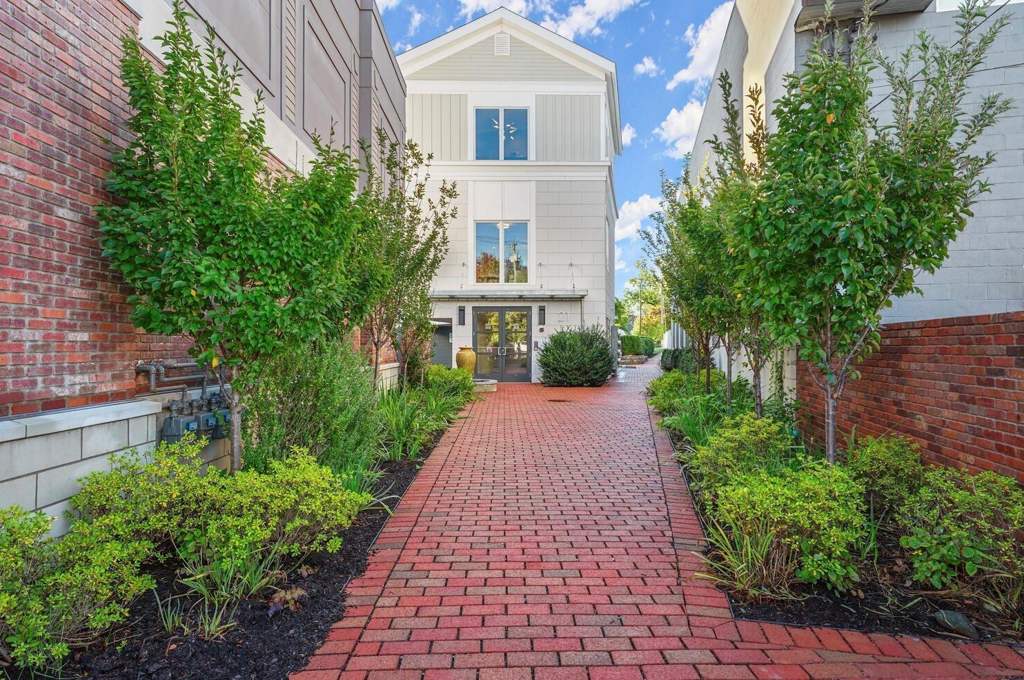 23 Vitti St, New Canaan, CT 06840