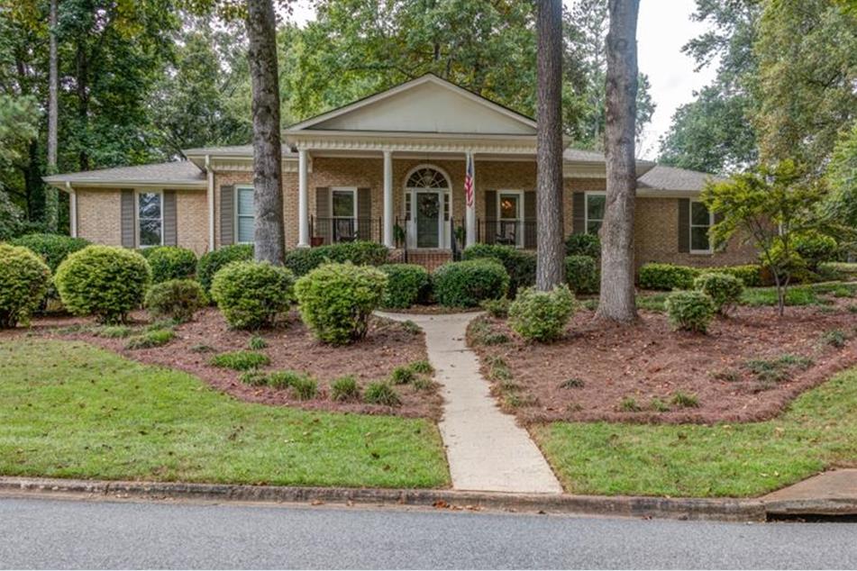 1260 Land O Lakes Dr, Roswell, GA 30075 MLS 6068264 Coldwell Banker