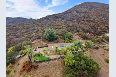  728 Rainbow Hills Rd, Fallbrook, CA 92028 - Photo 1