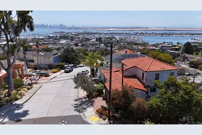  3235 Hill St, San Diego, CA 92106 - Photo 1