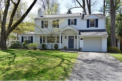 42 Crest Dr Tarrytown Ny 10591 Mls H4818788 Coldwell Banker