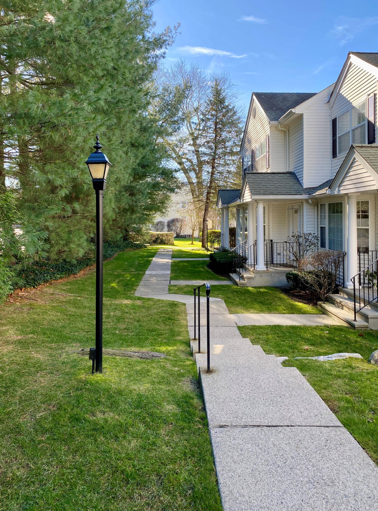 180 Turn Of River Road S #9a, Stamford, CT 06905