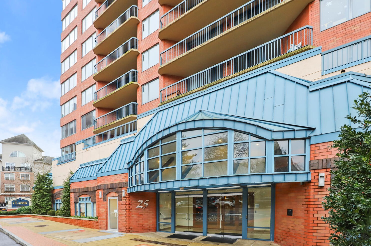 25 Forest St #4e, Stamford, CT 06901