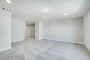 536 Hines Cir, Washington Twp, OH 45458 - Photo 38