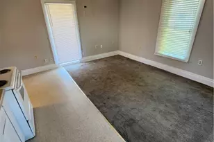 736 N Main St, Marion, OH 43302 - Photo 8