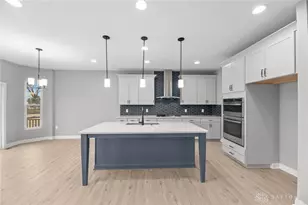 9026 Sorrento Pl, Washington Twp, OH 45458 - Photo 12