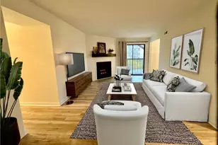 9586 Woodland Hills Dr, West Chester, OH 45011 - Photo 8