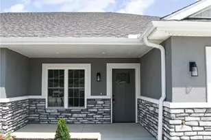 547 Reed Ave, Versailles, OH 45380 - Photo 4