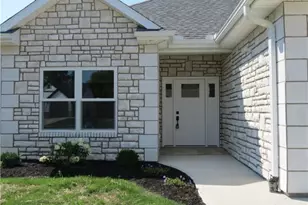 963 Winter Ridge Dr, Sidney, OH 45365 - Photo 2