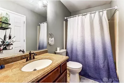 6828 Torrington Drive, Franklin, OH 45005 - Photo 10