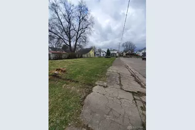 453 E Pleasant Street, Springfield, OH 45505 - Photo 4