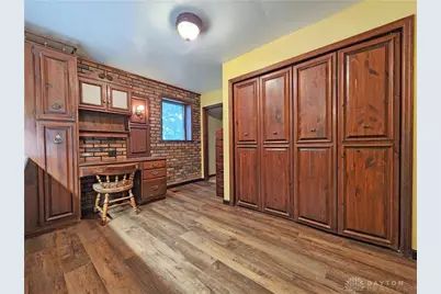 5469 Davis Road, Jamestown Vlg, OH 45335 - Photo 12