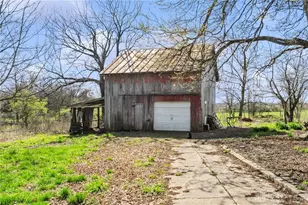 13 S High St, Clark Twp, OH 45146 - Photo 32