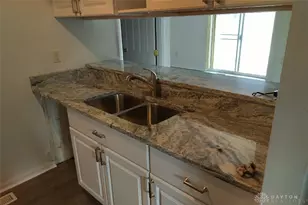 1400 Parkman Pl, Beavercreek, OH 45434 - Photo 2