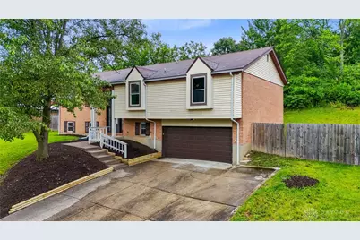 1153 King Richard Parkway, Dayton, OH 45449 - Photo 1