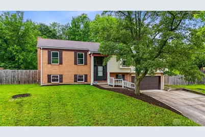 1153 King Richard Parkway, Dayton, OH 45449 - Photo 2