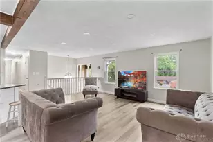 1153 King Richard Pkwy, Dayton, OH 45449 - Photo 8