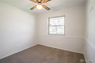 758 Cransberry Dr, Dayton, OH 45449 - Photo 8