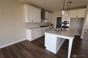 2878 Sky Crossing Dr, Beavercreek, OH 45434 - Photo 10